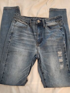 Women’s Light Blue Stretch Jeans - High Rise Jegging